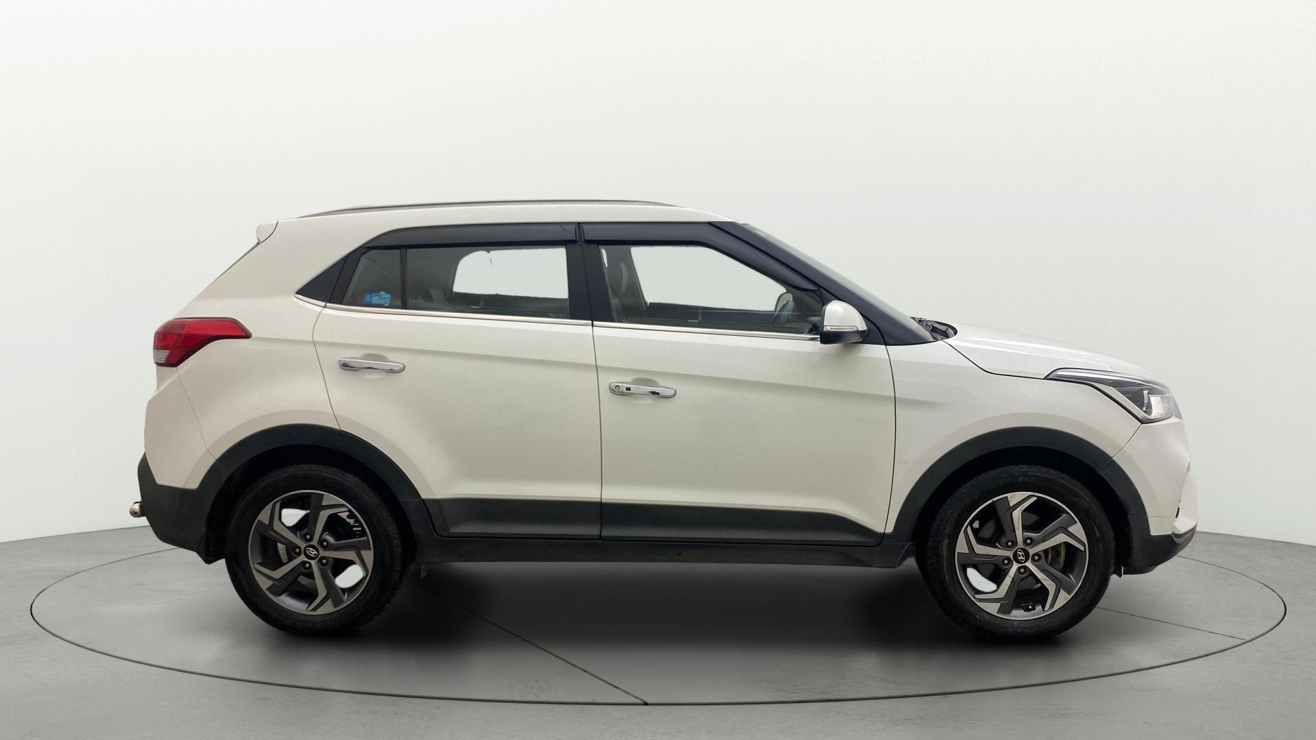 View 2018 Hyundai Creta 1.4 E Diesel Image 9 Used 2018 Hyundai Creta 1.4 E Diesel Image 9