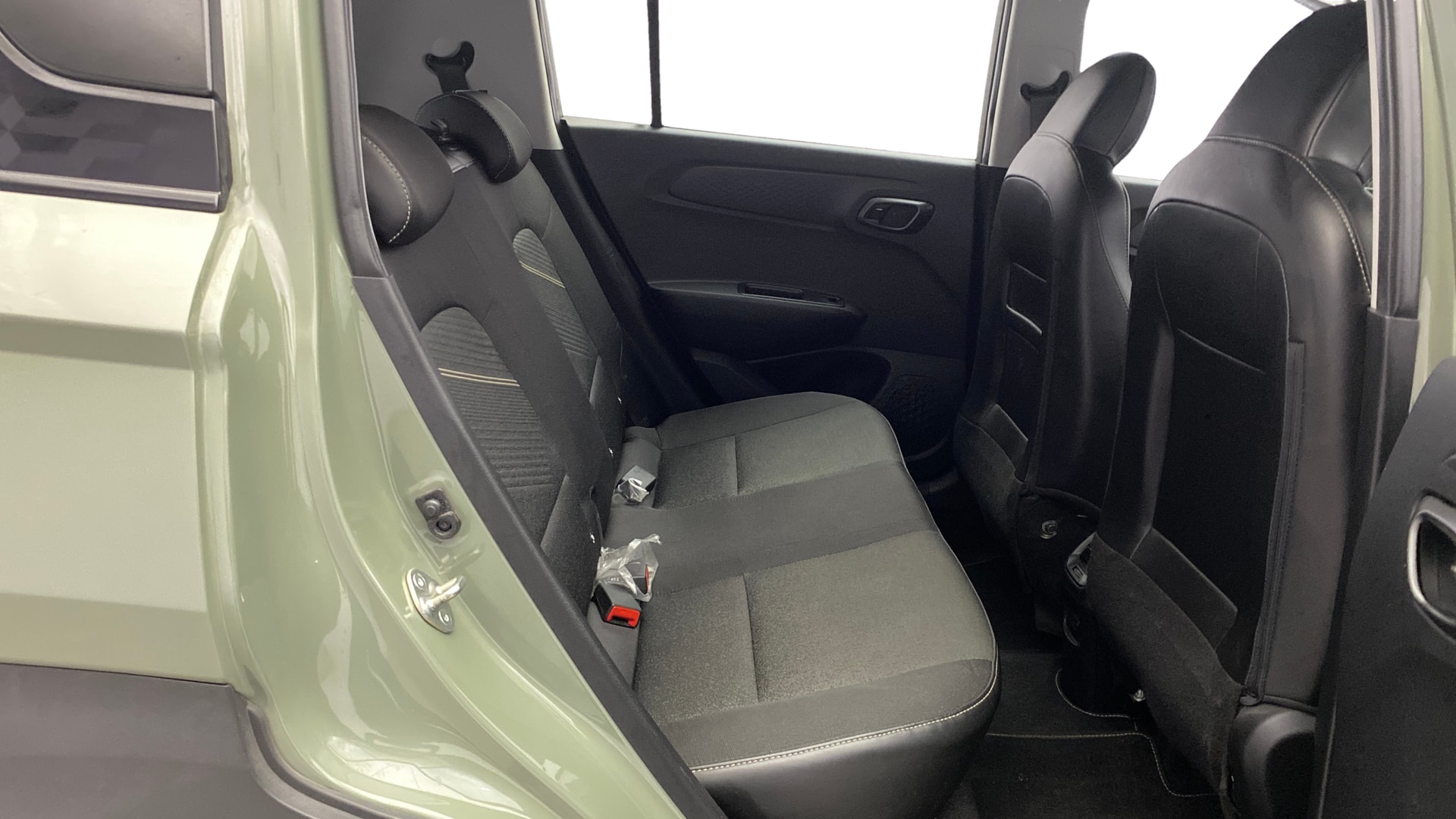 View 2023 Hyundai Exter 1.2 MT Kappa SX Dual Tone Image 31 Used 2023 Hyundai Exter 1.2 MT Kappa SX Dual Tone Image 31