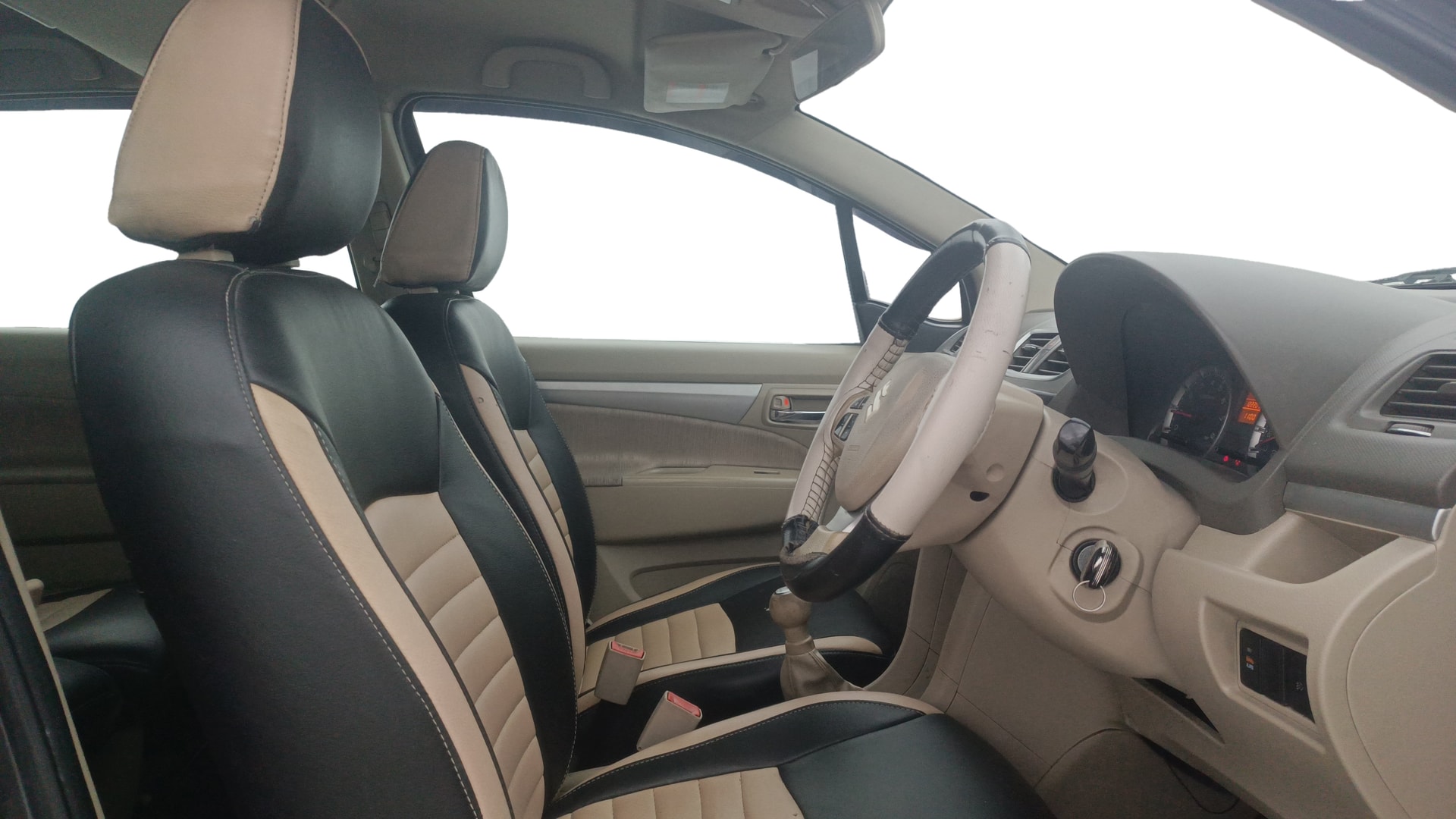 View 2014 Maruti Suzuki 1000 Base Variant Image 17 Used 2014 Maruti Suzuki 1000 Base Variant Image 17