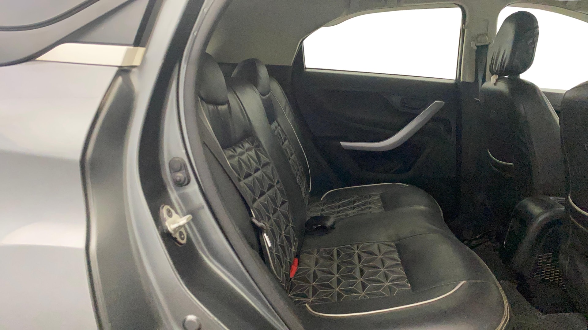 View 2021 Tata Nexon Revotron XE Image 29 Used 2021 Tata Nexon Revotron XE Image 29