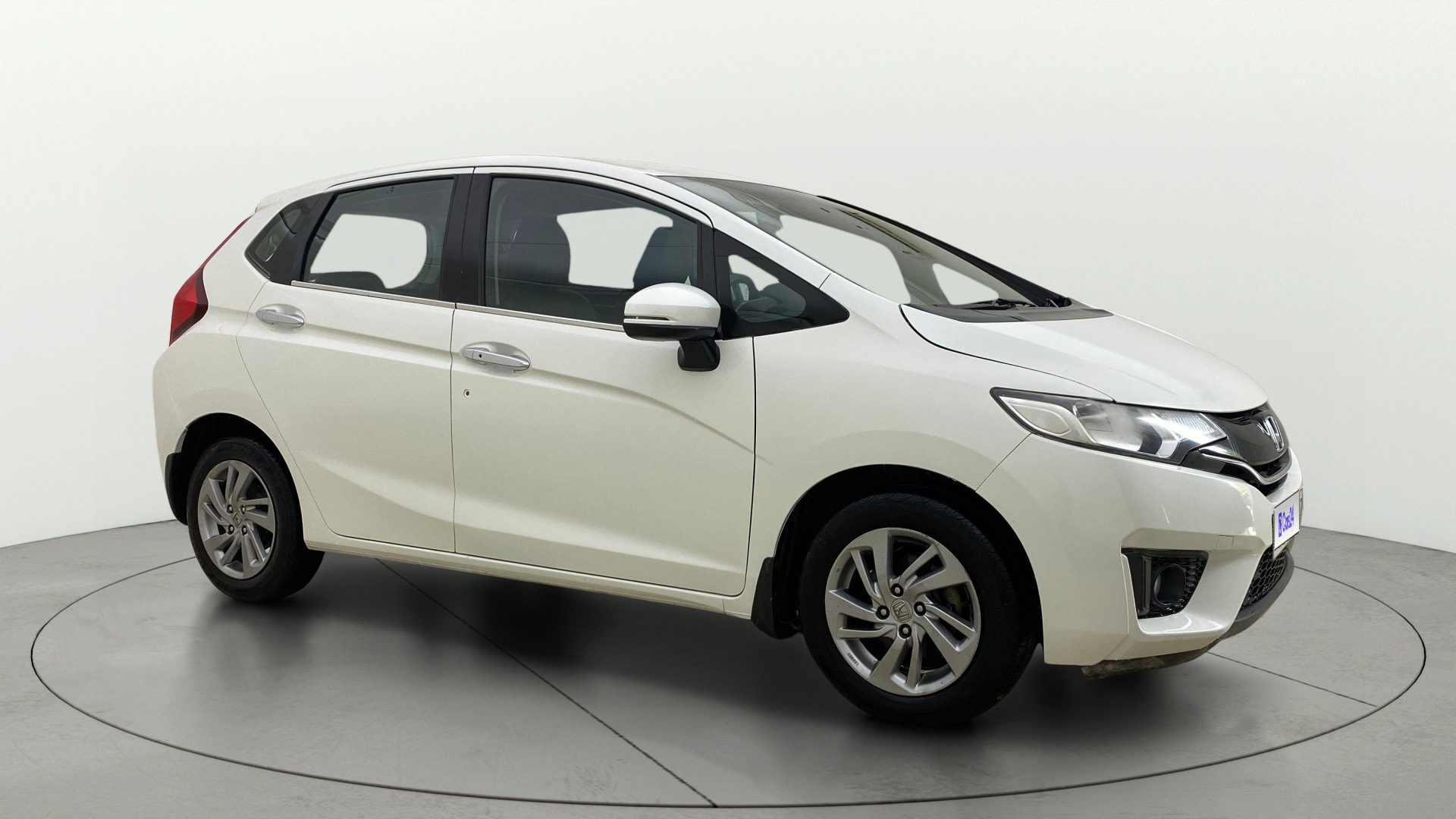 View 2019 Honda Jazz E MT Diesel Image 23 Used 2019 Honda Jazz E MT Diesel Image 23