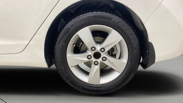View Hyundai Elantra Image 12 Used Hyundai Elantra Image 12