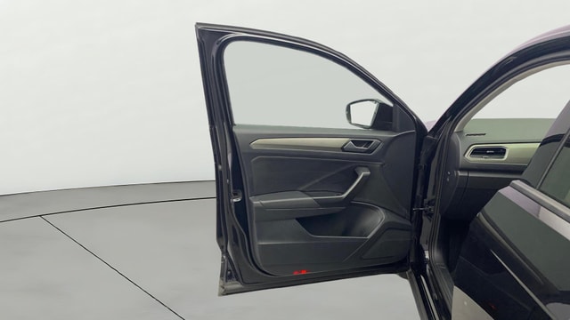 View Volkswagen T-Roc Image 30 Used Volkswagen T-Roc Image 30