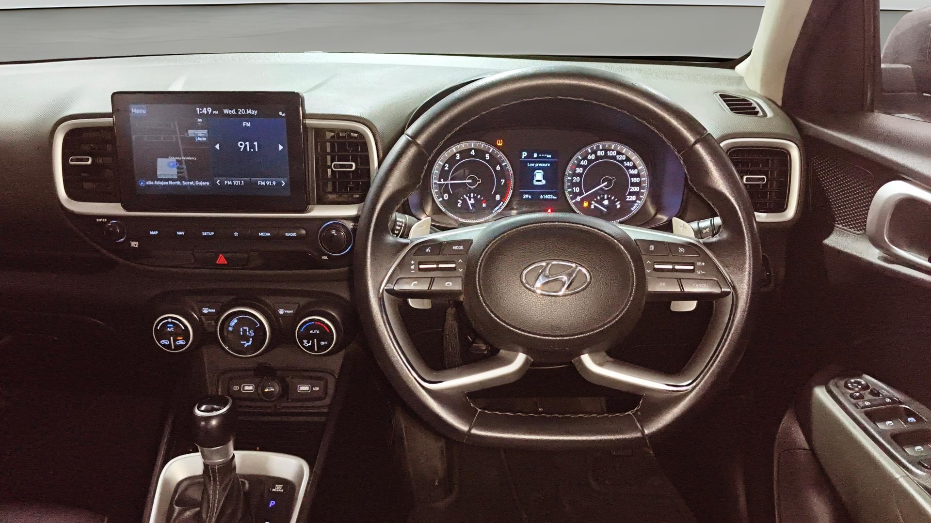 View 2021 Hyundai Venue SX Plus 1.0 Petrol AT Image 13 Used 2021 Hyundai Venue SX Plus 1.0 Petrol AT Image 13