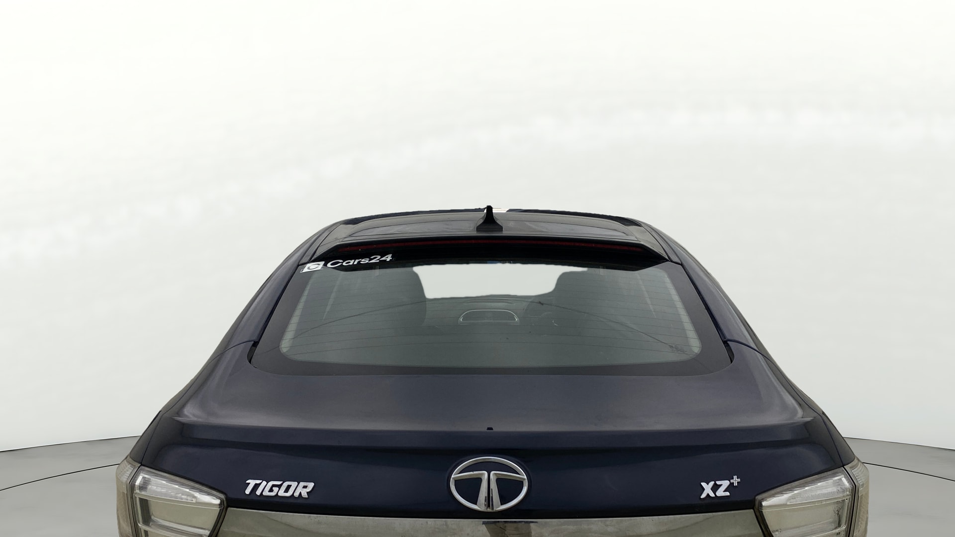 View 2019 Tata Tigor XE Diesel Image 4 Used 2019 Tata Tigor XE Diesel Image 4
