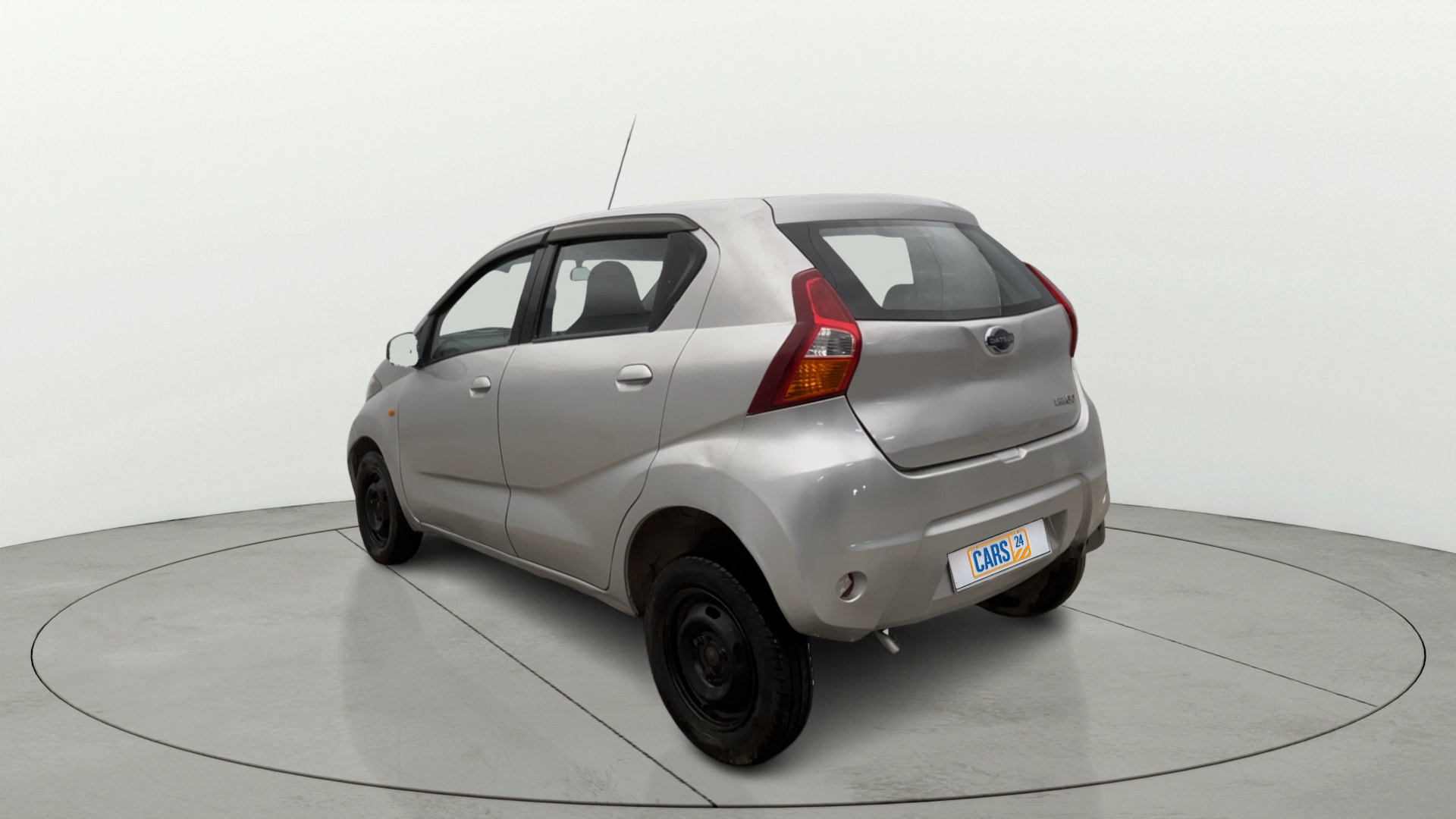 View 2018 Datsun Redi GO S-1.0L BS IV Image 2 Used 2018 Datsun Redi GO S-1.0L BS IV Image 2