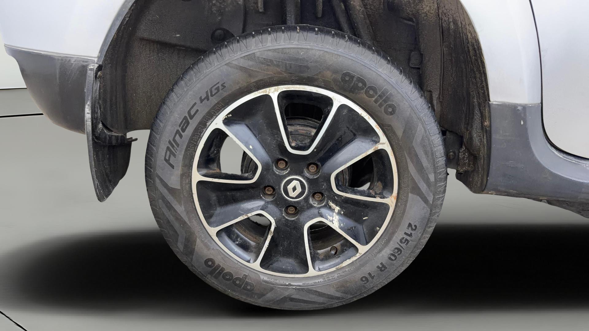 View 2020 Renault Duster Petrol RXS BS IV Image 32 Used 2020 Renault Duster Petrol RXS BS IV Image 32