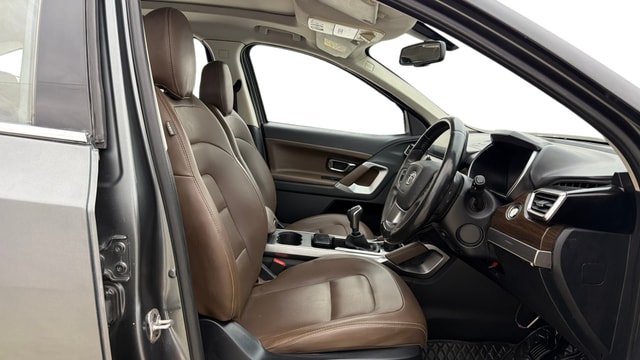 View Tata Harrier Image 18 Used Tata Harrier Image 18