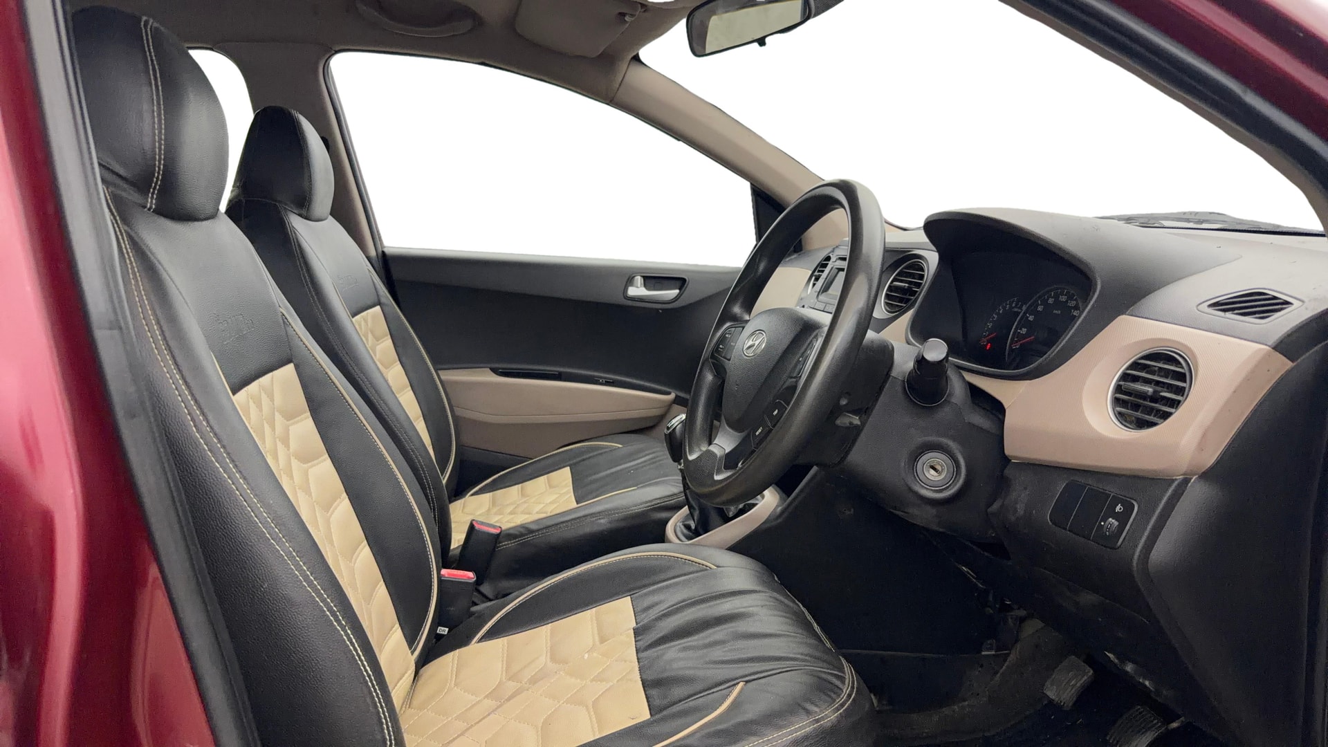 View 2015 Hyundai Grand i10 Sportz 1.2 Kappa Image 25 Used 2015 Hyundai Grand i10 Sportz 1.2 Kappa Image 25