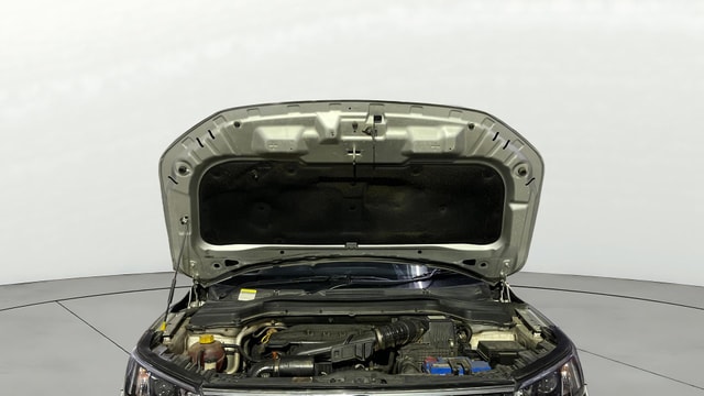 View Mahindra XUV300 Image 33 Used Mahindra XUV300 Image 33