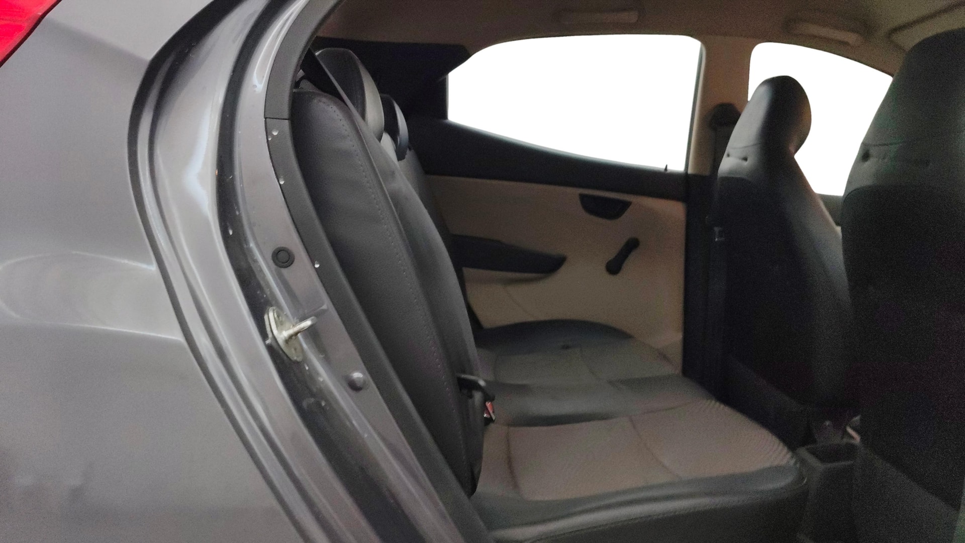 Used 2015 Hyundai EON Used 2015 Hyundai EON