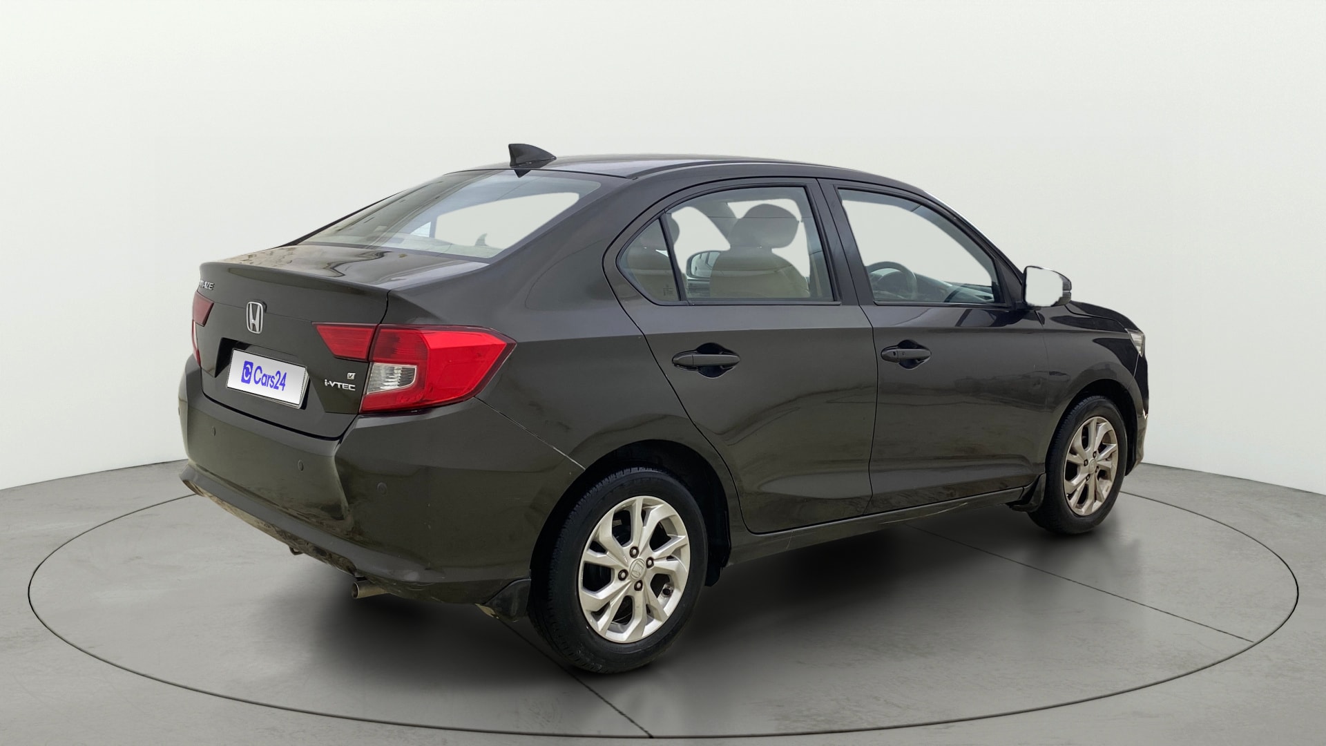 View 2018 Honda Amaze E MT Petrol BS IV Image 42 Used 2018 Honda Amaze E MT Petrol BS IV Image 42