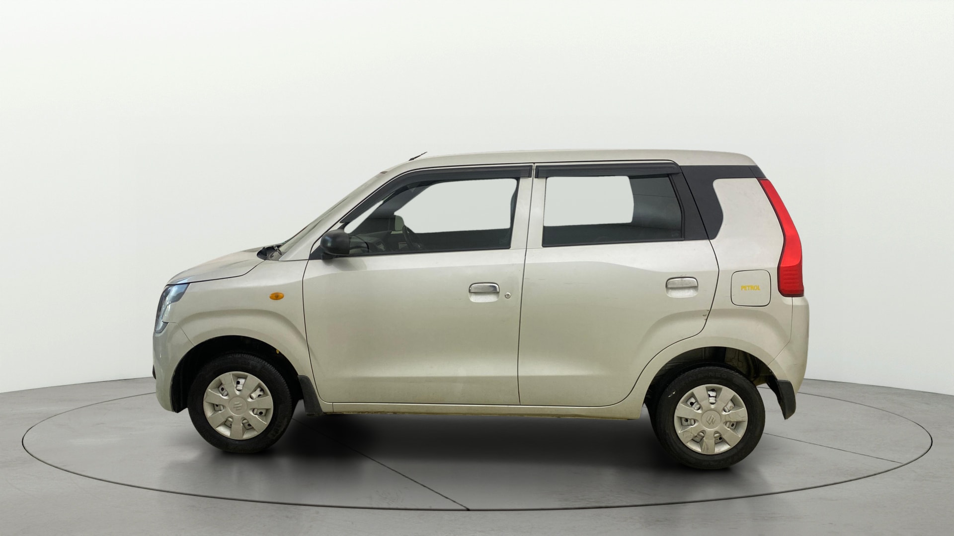 View 2021 Maruti Suzuki 1000 Base Variant Image 5 Used 2021 Maruti Suzuki 1000 Base Variant Image 5