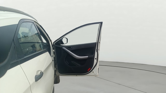 View Tata Nexon Image 43 Used Tata Nexon Image 43