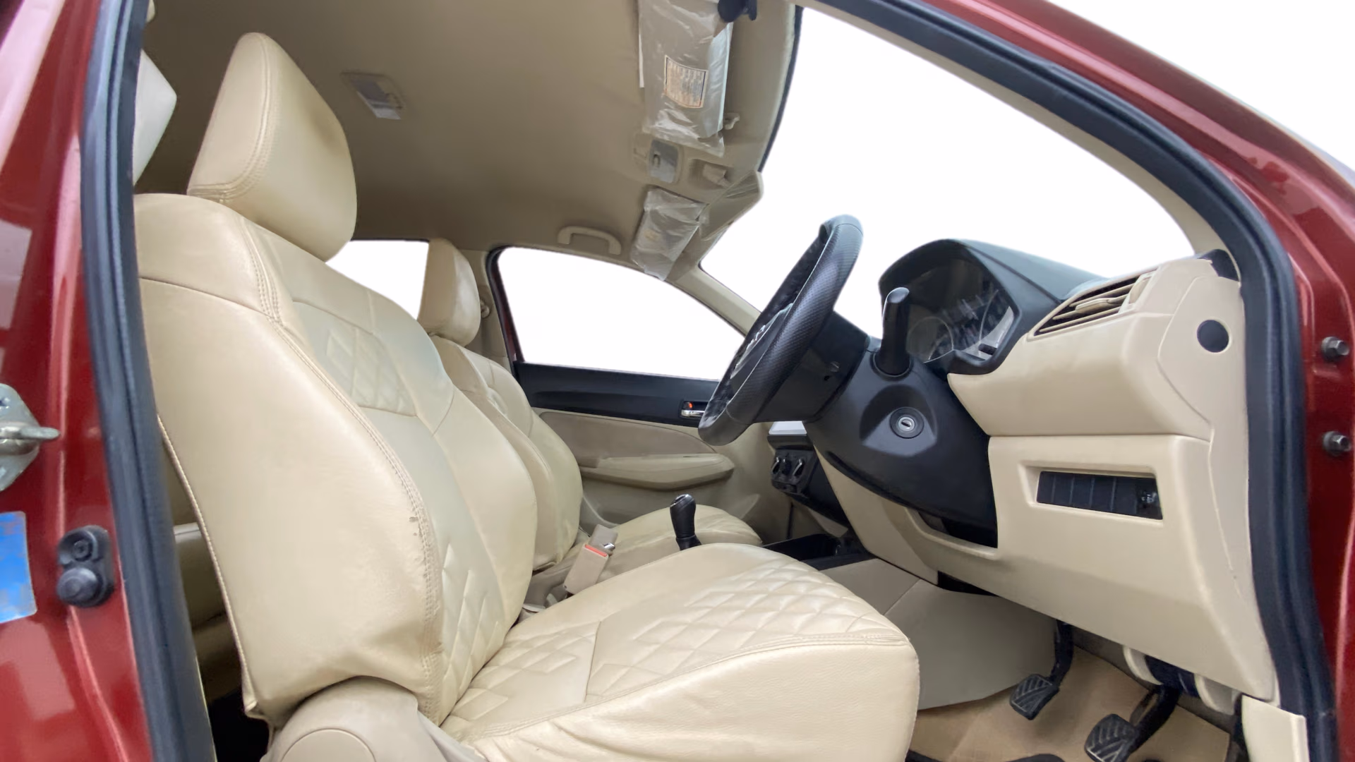 View 2018 Maruti Suzuki 1000 Base Variant Image 25 Used 2018 Maruti Suzuki 1000 Base Variant Image 25