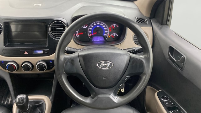 View Hyundai Grand i10 Image 20 Used Hyundai Grand i10 Image 20