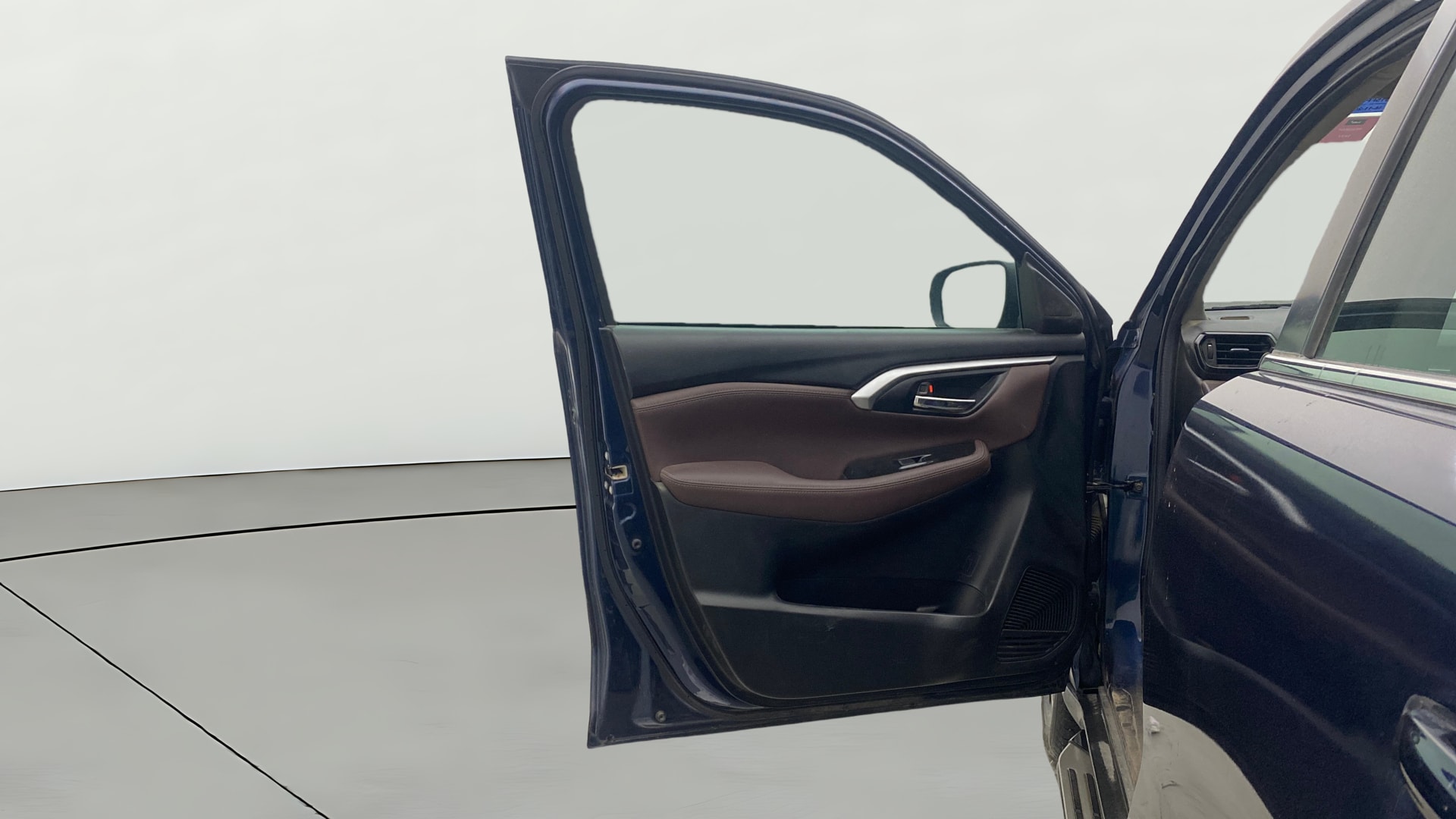 View 2023 Maruti Suzuki 1000 Base Variant Image 32 Used 2023 Maruti Suzuki 1000 Base Variant Image 32