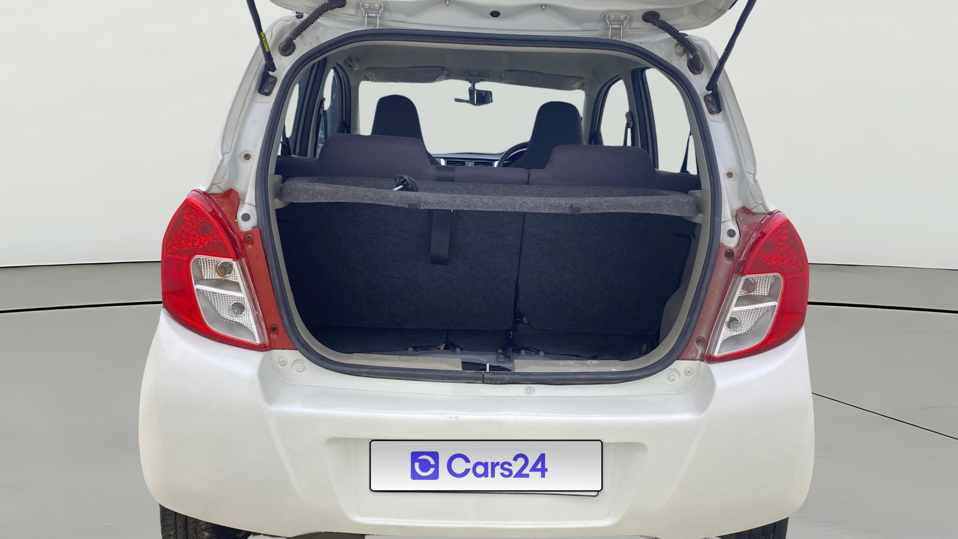 View 2017 Maruti Suzuki 1000 Base Variant Image 36 Used 2017 Maruti Suzuki 1000 Base Variant Image 36