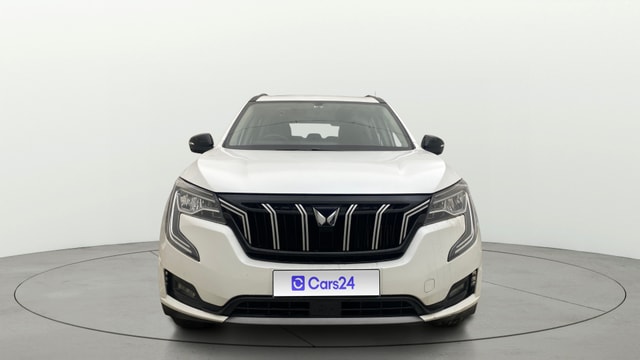 View Mahindra XUV700 Image 1 Used Mahindra XUV700 Image 1