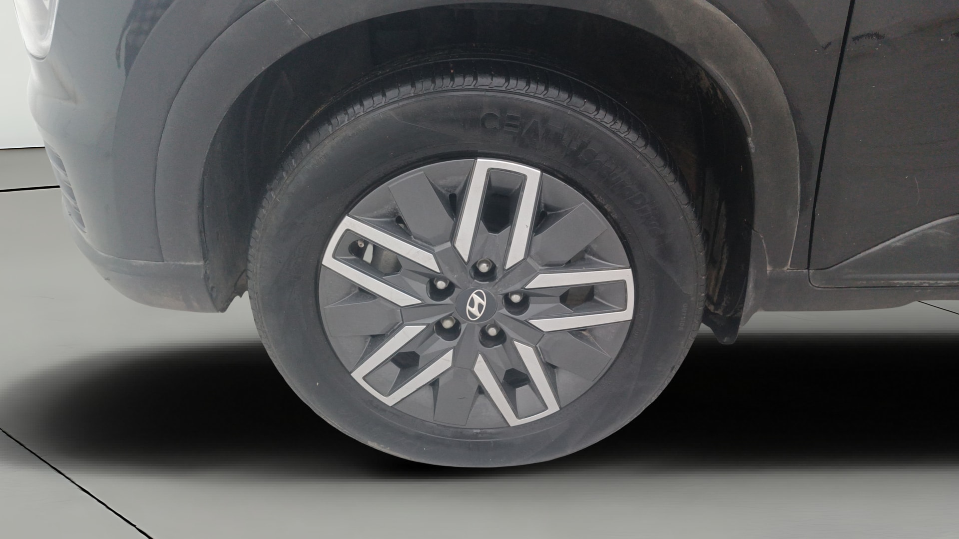 View 2024 Hyundai Venue S (O) 1.0 Turbo Petrol DCT Image 29 Used 2024 Hyundai Venue S (O) 1.0 Turbo Petrol DCT Image 29