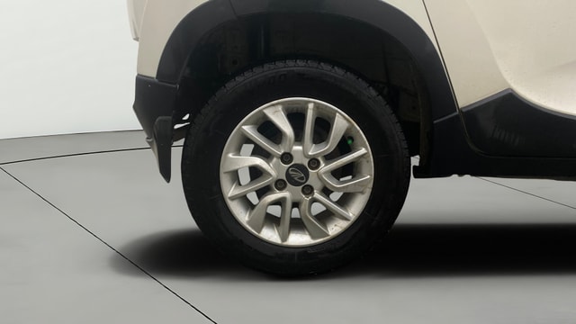 View Mahindra KUV100 Image 23 Used Mahindra KUV100 Image 23