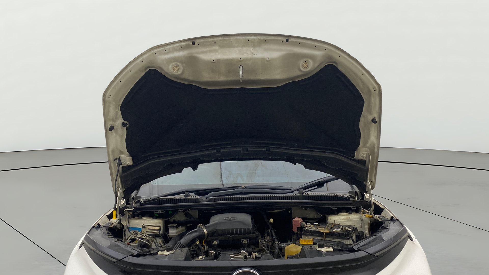 View 2024 Tata Nexon Revotron XE Image 33 Used 2024 Tata Nexon Revotron XE Image 33