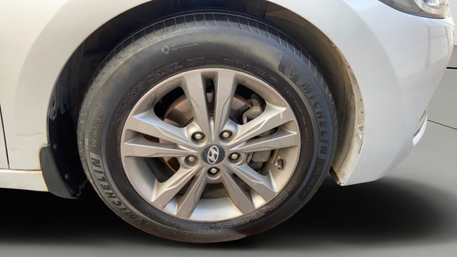 View Hyundai Elantra Image 43 Used Hyundai Elantra Image 43