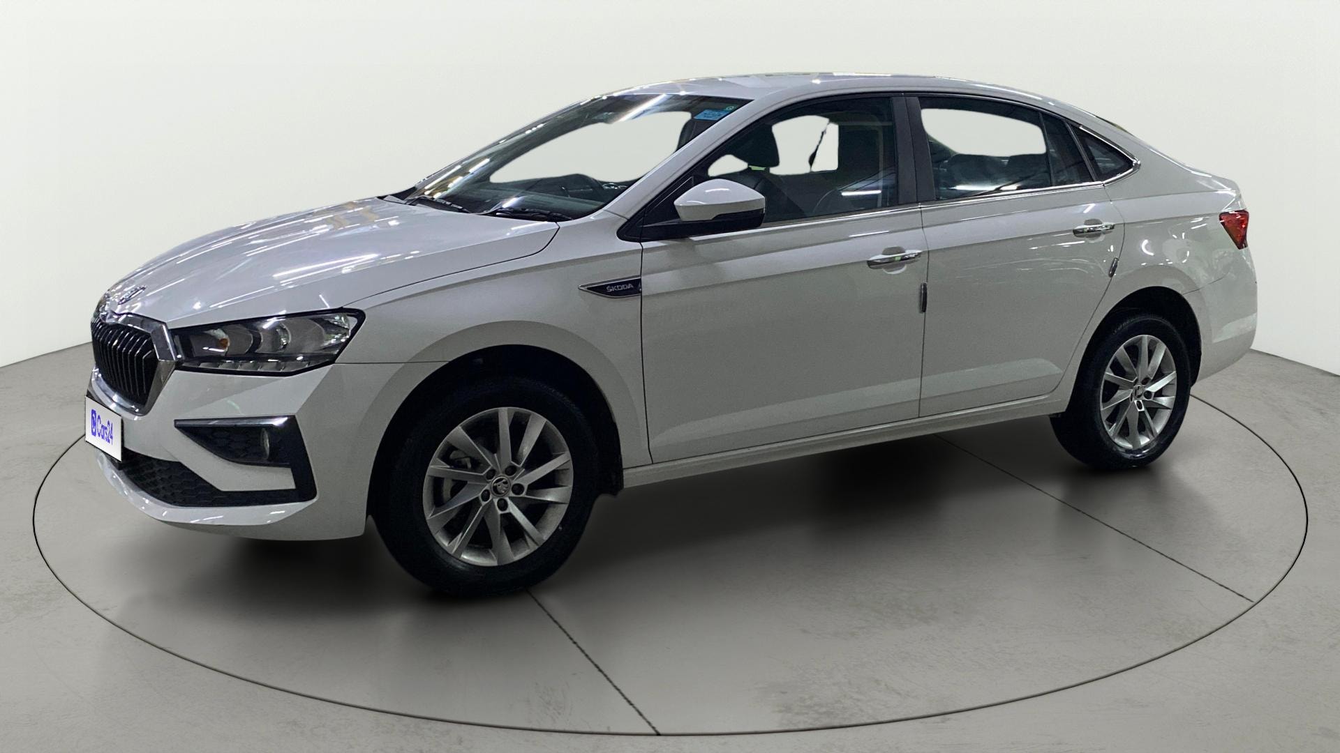 View 2024 Skoda Slavia Ambition 1.0 TSI MT Image 36 Used 2024 Skoda Slavia Ambition 1.0 TSI MT Image 36