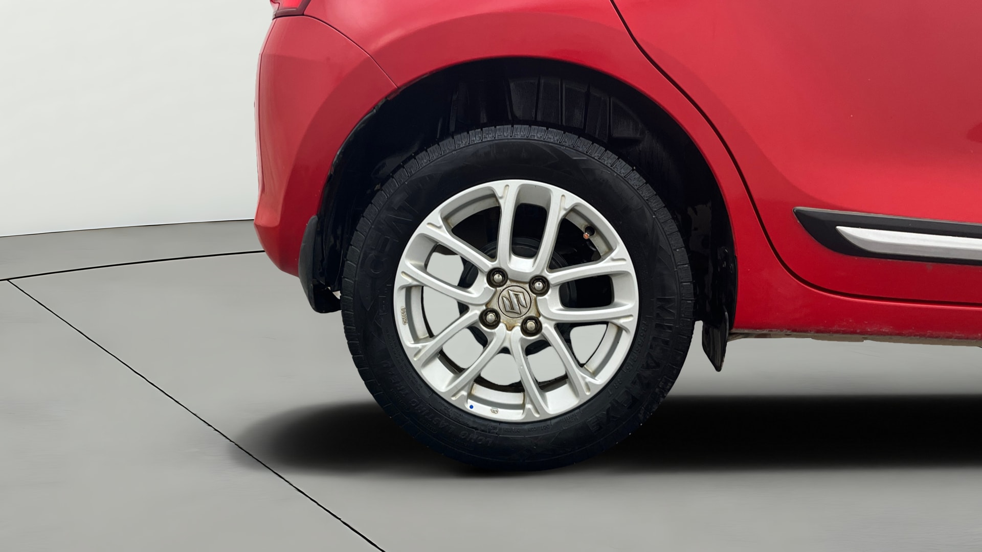 View 2018 Maruti Suzuki 1000 Base Variant Image 23 Used 2018 Maruti Suzuki 1000 Base Variant Image 23