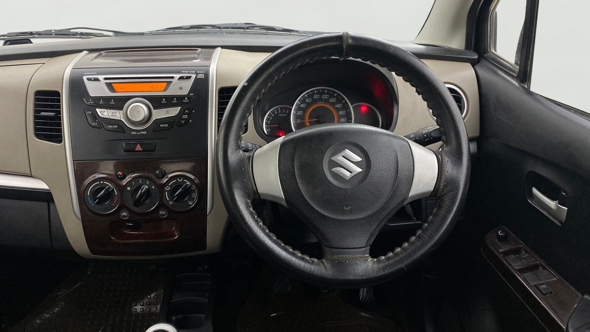 View 2016 Maruti Suzuki 1000 Base Variant Image 20 Used 2016 Maruti Suzuki 1000 Base Variant Image 20