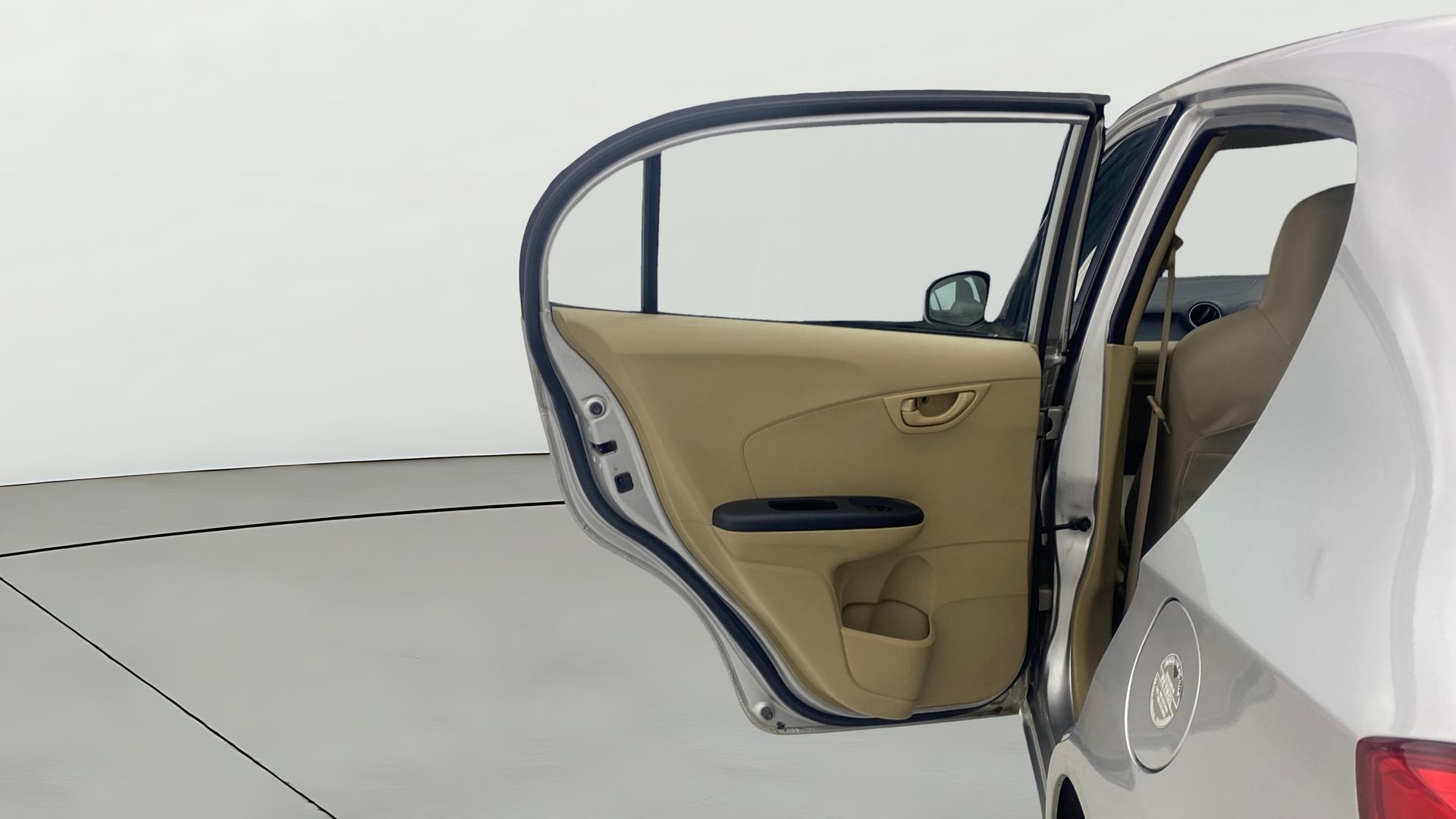 View 2014 Honda Amaze E MT Petrol BS IV Image 22 Used 2014 Honda Amaze E MT Petrol BS IV Image 22