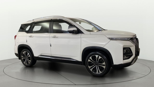 View MG Hector Plus Image 24 Used MG Hector Plus Image 24