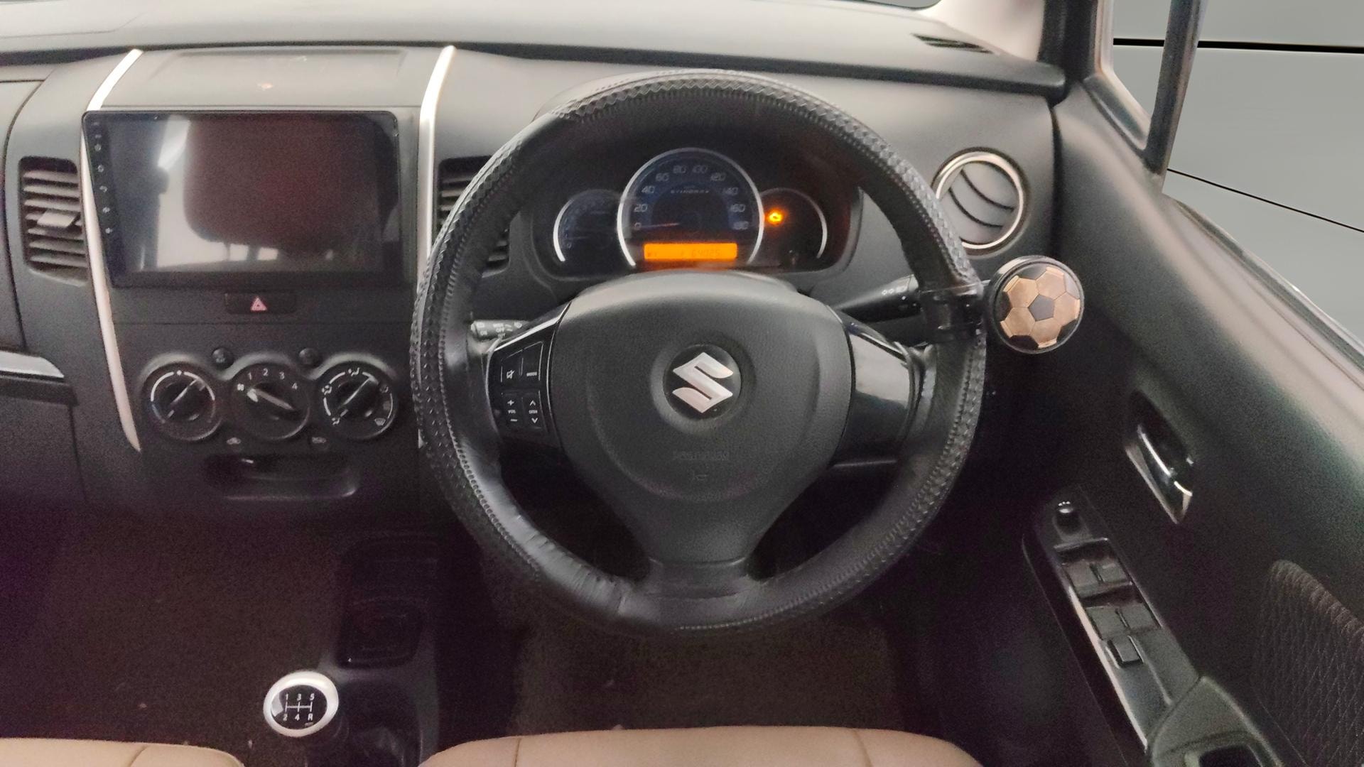 View 2014 Maruti Suzuki Stingray LXI Image 20 Used 2014 Maruti Suzuki Stingray LXI Image 20