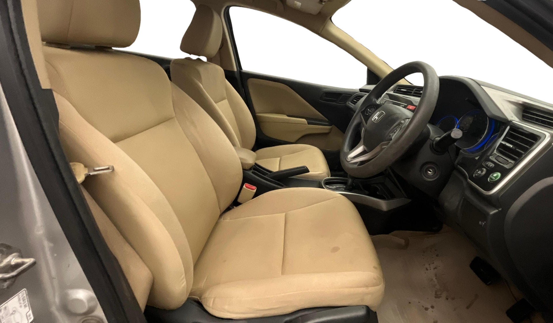 View 2015 Honda City ZX MT Diesel Anniversary Edition Image 25 Used 2015 Honda City ZX MT Diesel Anniversary Edition Image 25