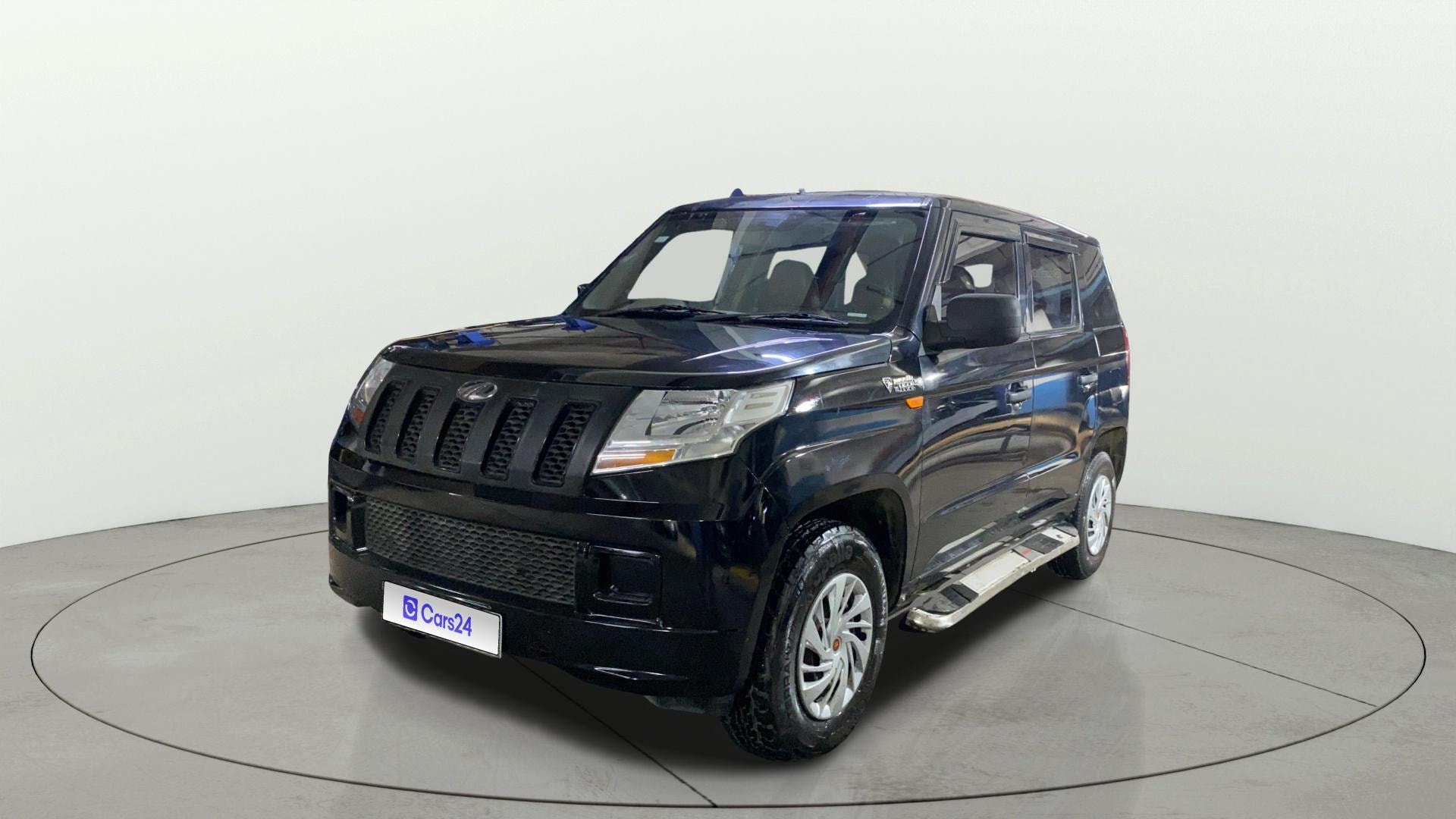 View 2017 Mahindra TUV300 T4 Image 35 Used 2017 Mahindra TUV300 T4 Image 35