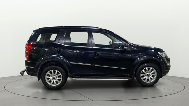 View Mahindra XUV500 Image 28 Used Mahindra XUV500 Image 28
