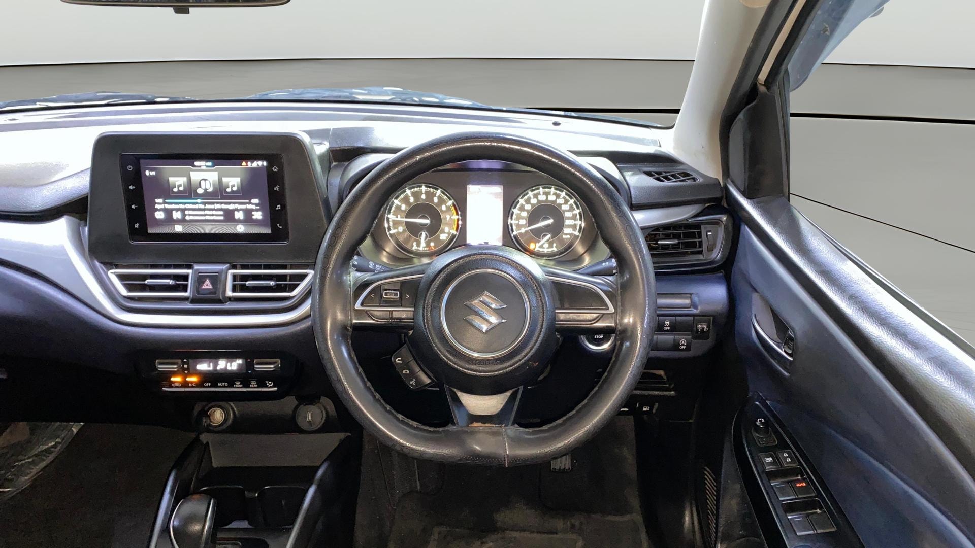 View 2022 Maruti Suzuki 1000 Base Variant Image 20 Used 2022 Maruti Suzuki 1000 Base Variant Image 20