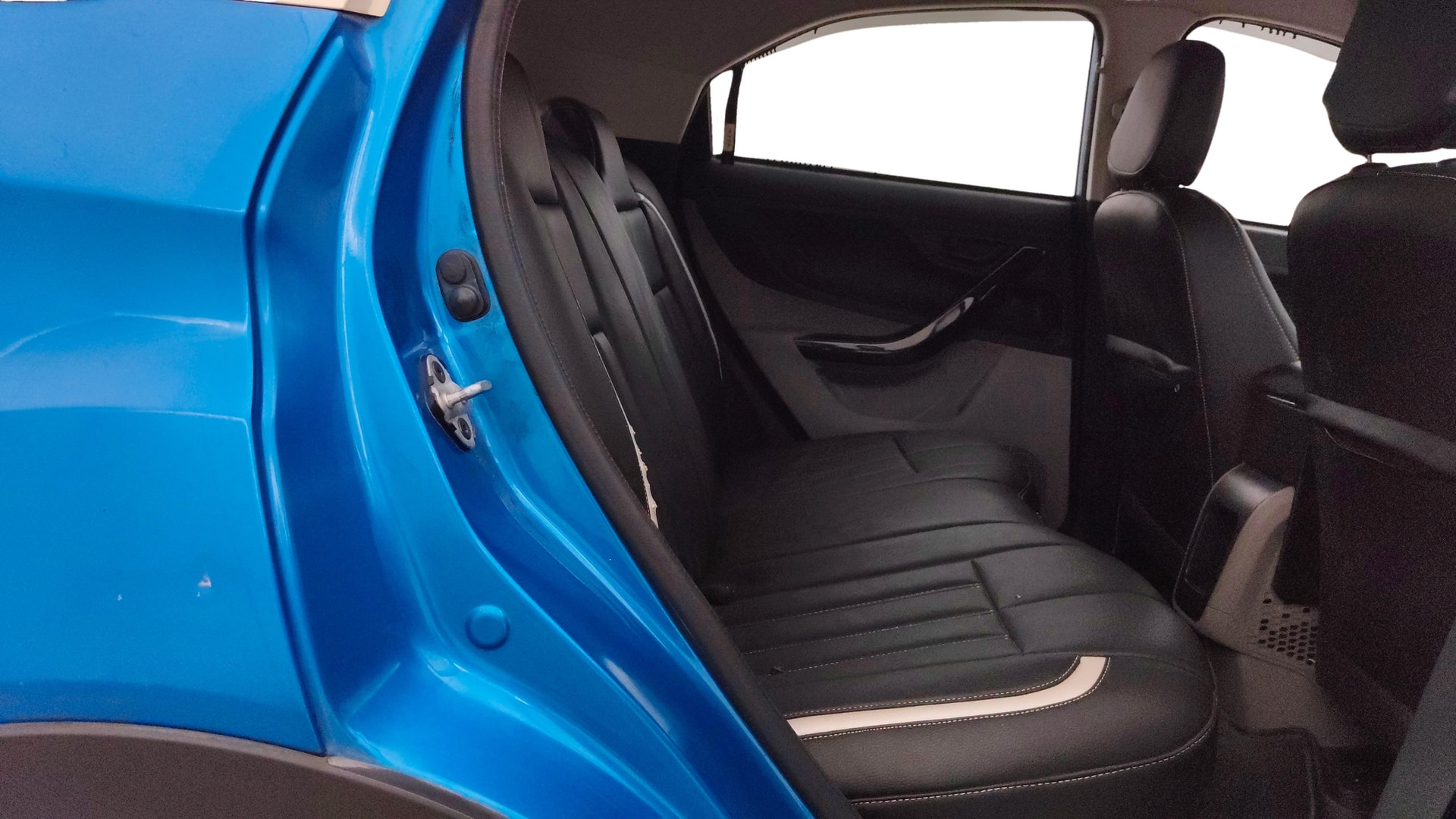 View 2020 Tata Nexon Revotron XM Image 29 Used 2020 Tata Nexon Revotron XM Image 29