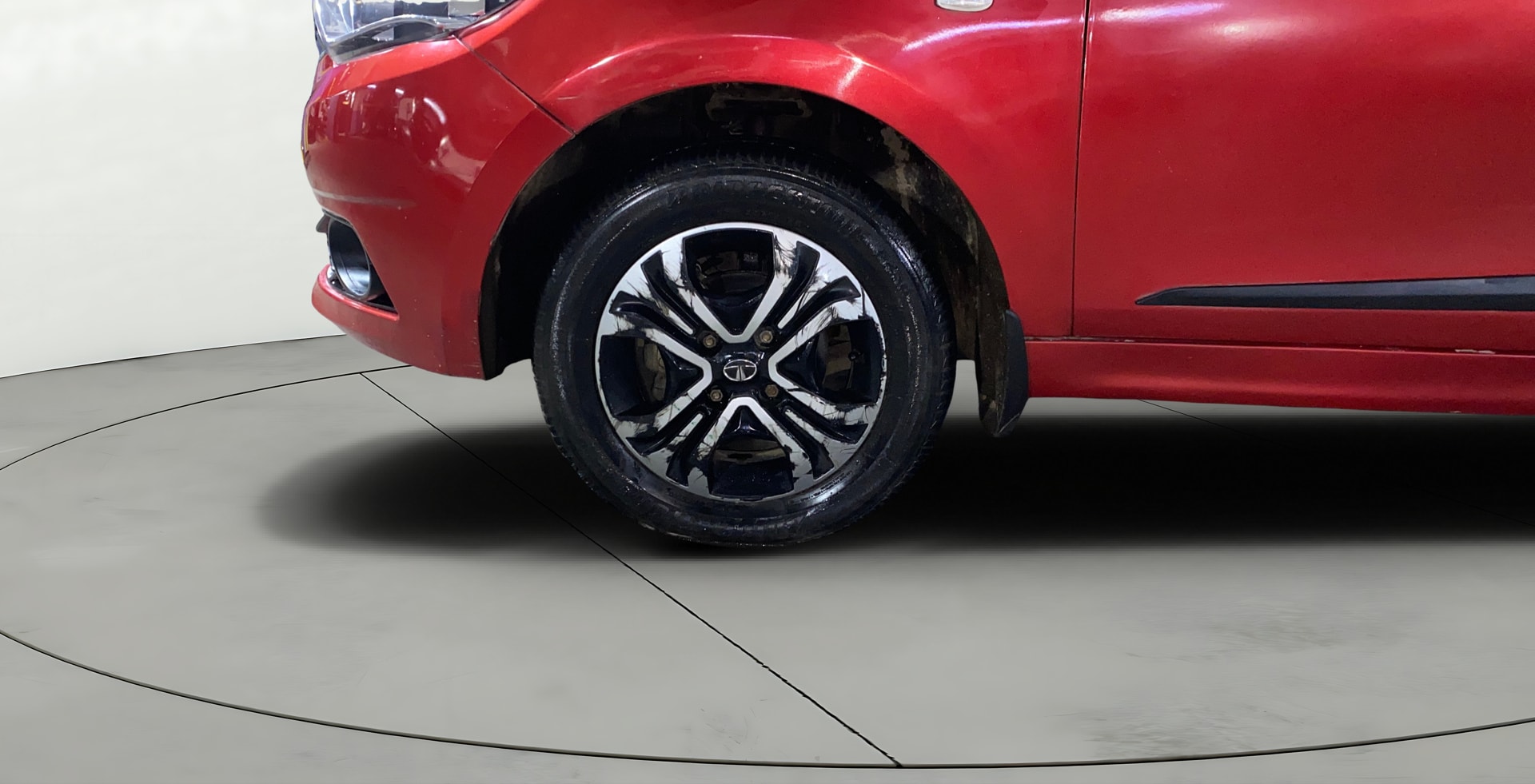 View 2019 Tata Tiago Revotorq XB Image 27 Used 2019 Tata Tiago Revotorq XB Image 27