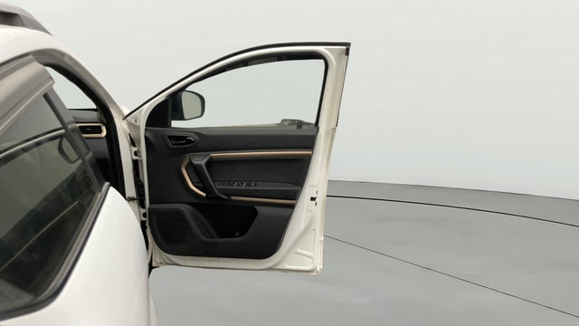 View Renault Kiger Image 46 Used Renault Kiger Image 46