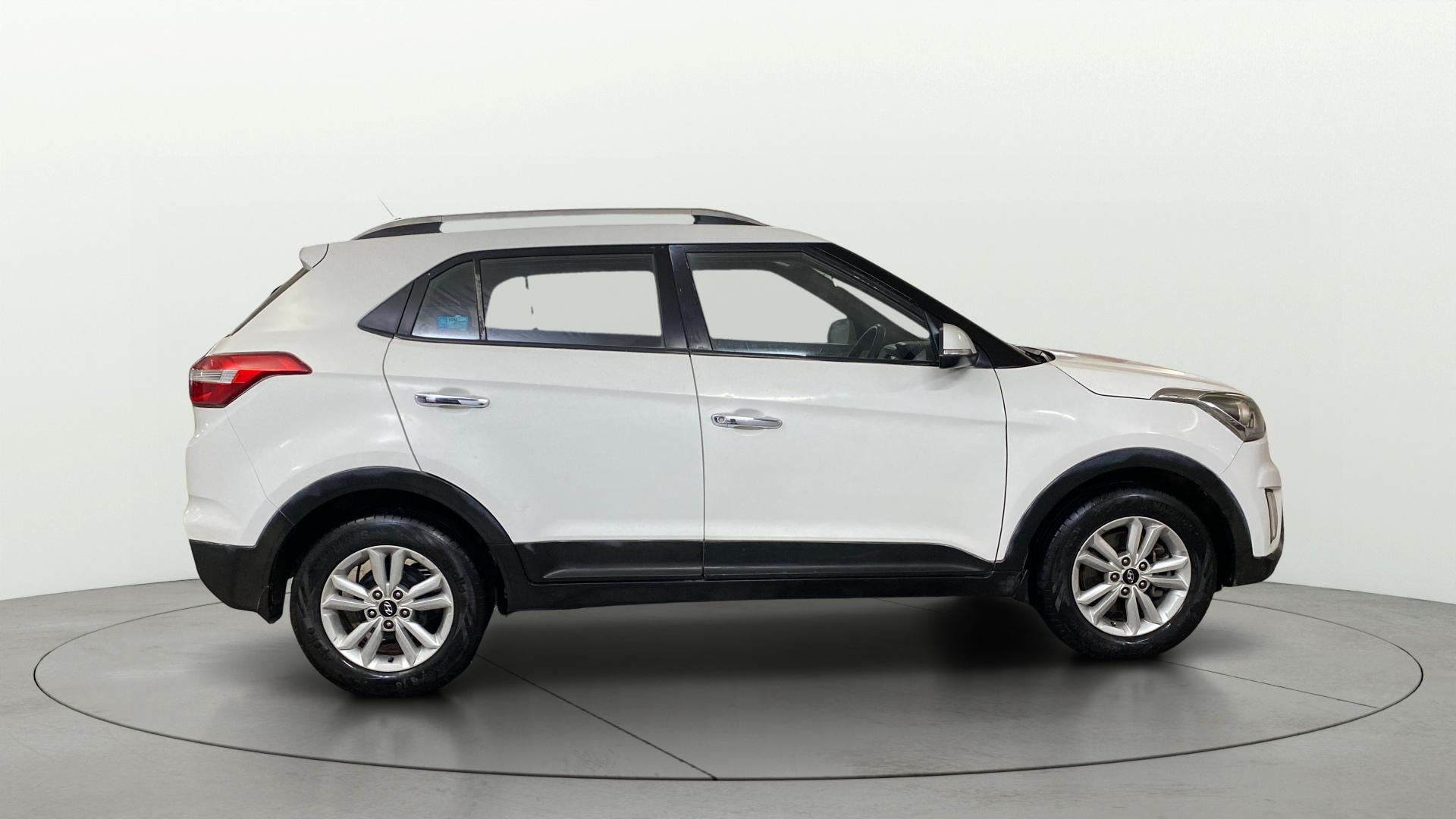 View 2015 Hyundai Creta 1.6 SX Plus Petrol Image 8 Used 2015 Hyundai Creta 1.6 SX Plus Petrol Image 8