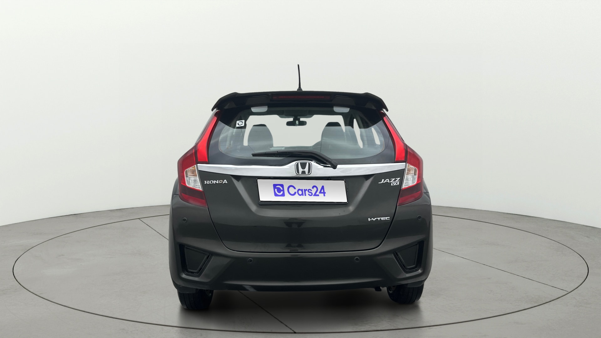 View 2016 Honda Jazz E MT Diesel Image 39 Used 2016 Honda Jazz E MT Diesel Image 39