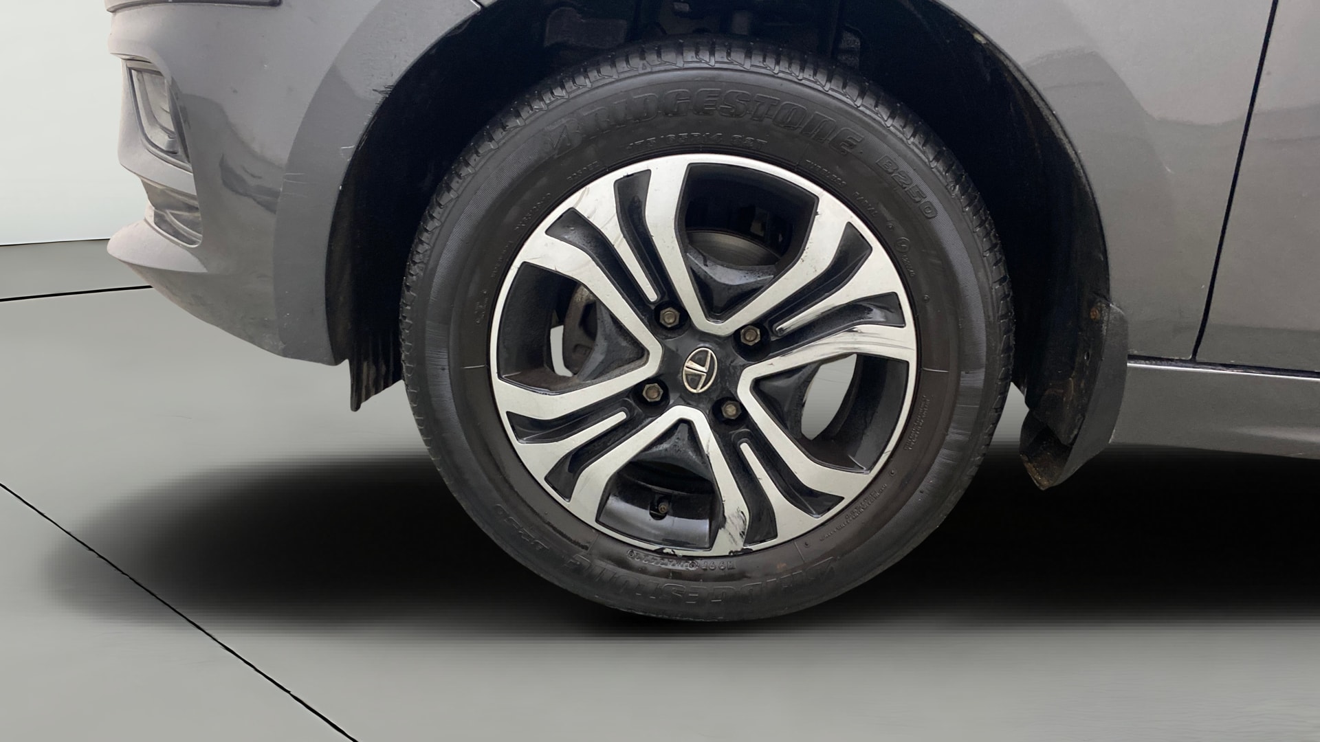 View 2022 Tata Tiago Revotorq XB Image 28 Used 2022 Tata Tiago Revotorq XB Image 28