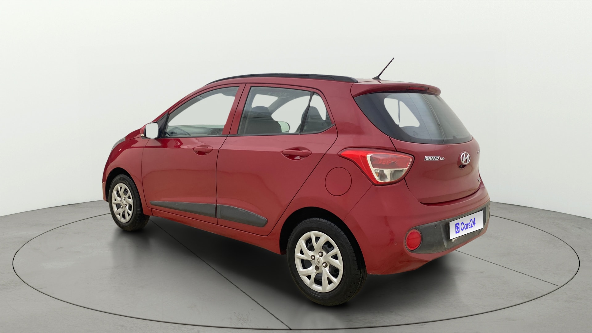 View 2017 Hyundai Grand i10 Sportz 1.2 Kappa Image 2 Used 2017 Hyundai Grand i10 Sportz 1.2 Kappa Image 2