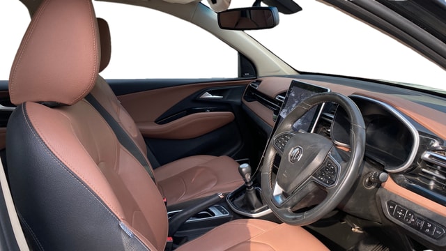View MG Hector Plus Image 19 Used MG Hector Plus Image 19