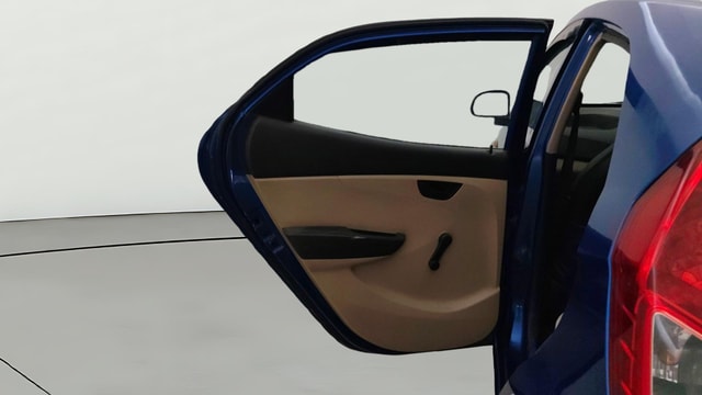 View Hyundai EON Image 22 Used Hyundai EON Image 22
