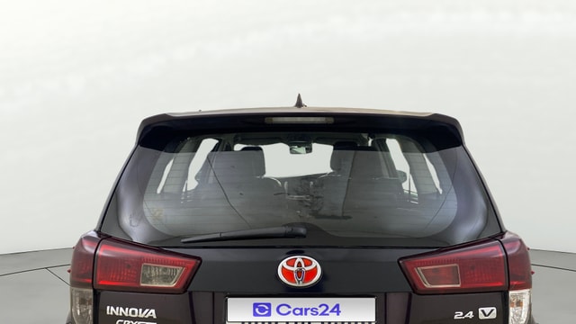 View Toyota Innova Crysta Image 5 Used Toyota Innova Crysta Image 5