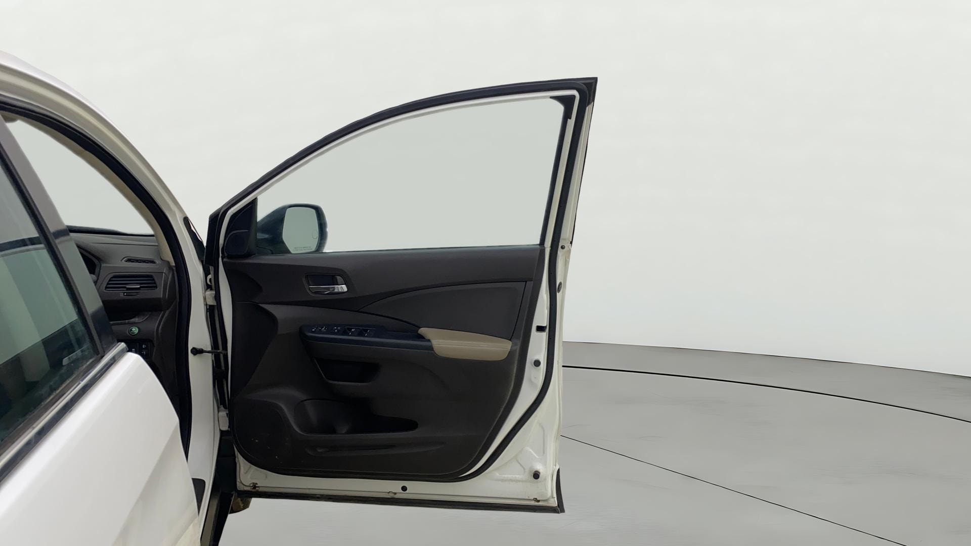 View 2015 Honda CR-V 2.0L AT Petrol Image 47 Used 2015 Honda CR-V 2.0L AT Petrol Image 47