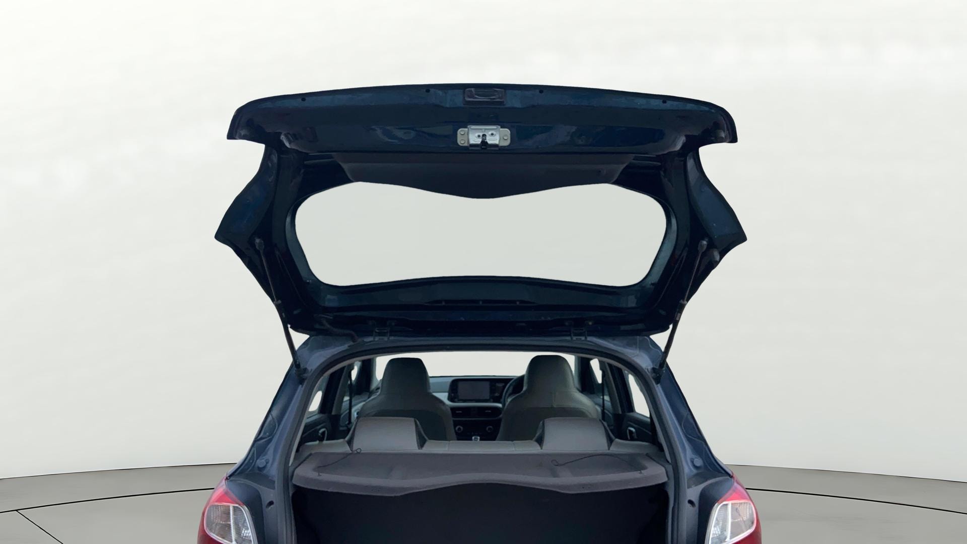 View 2019 Hyundai Grand i10 Nios Sportz Petrol Image 16 Used 2019 Hyundai Grand i10 Nios Sportz Petrol Image 16