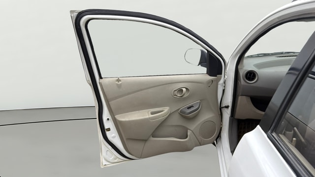 View Datsun Go Image 30 Used Datsun Go Image 30